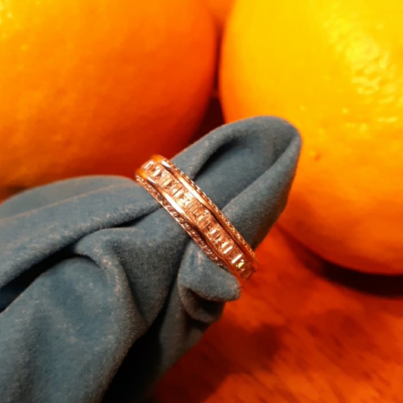 Ring - Picture 6 of 7